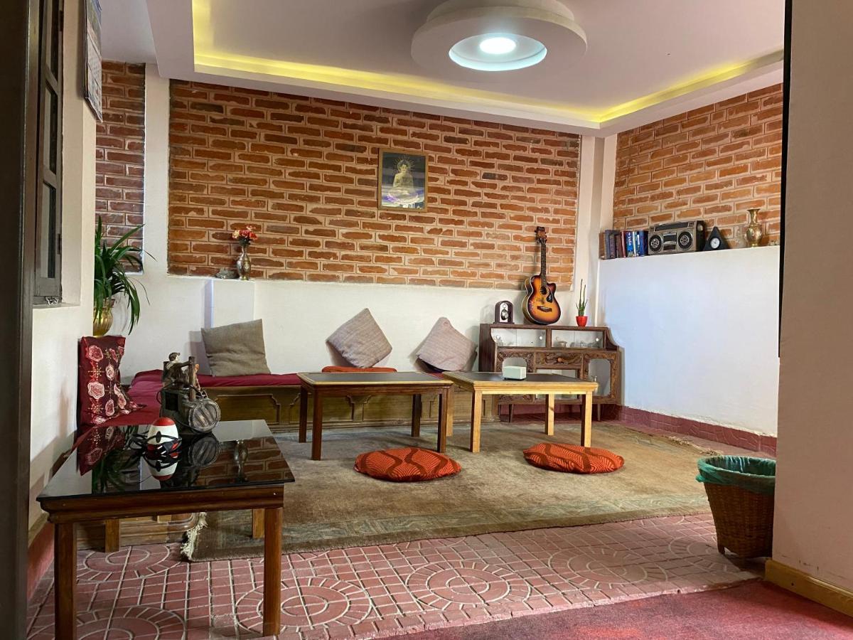 Birds Nest Hostel Катманду Екстериор снимка