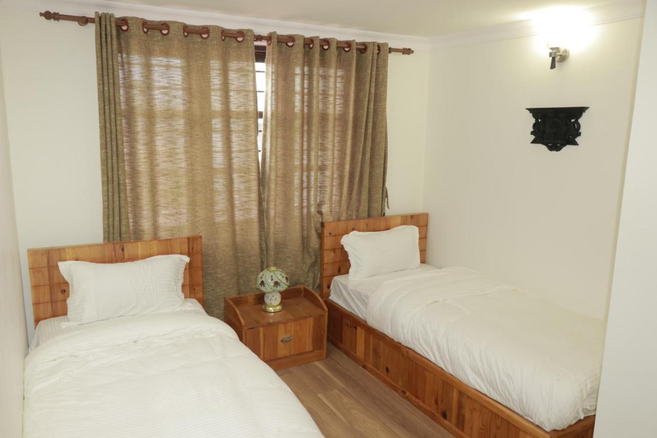 Birds Nest Hostel Катманду Екстериор снимка