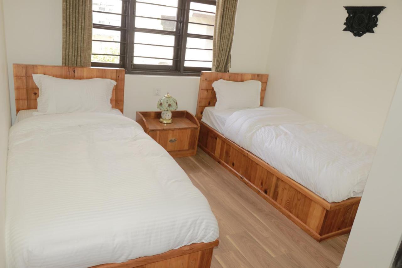 Birds Nest Hostel Катманду Екстериор снимка