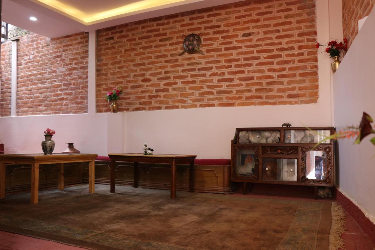 Birds Nest Hostel Катманду Екстериор снимка