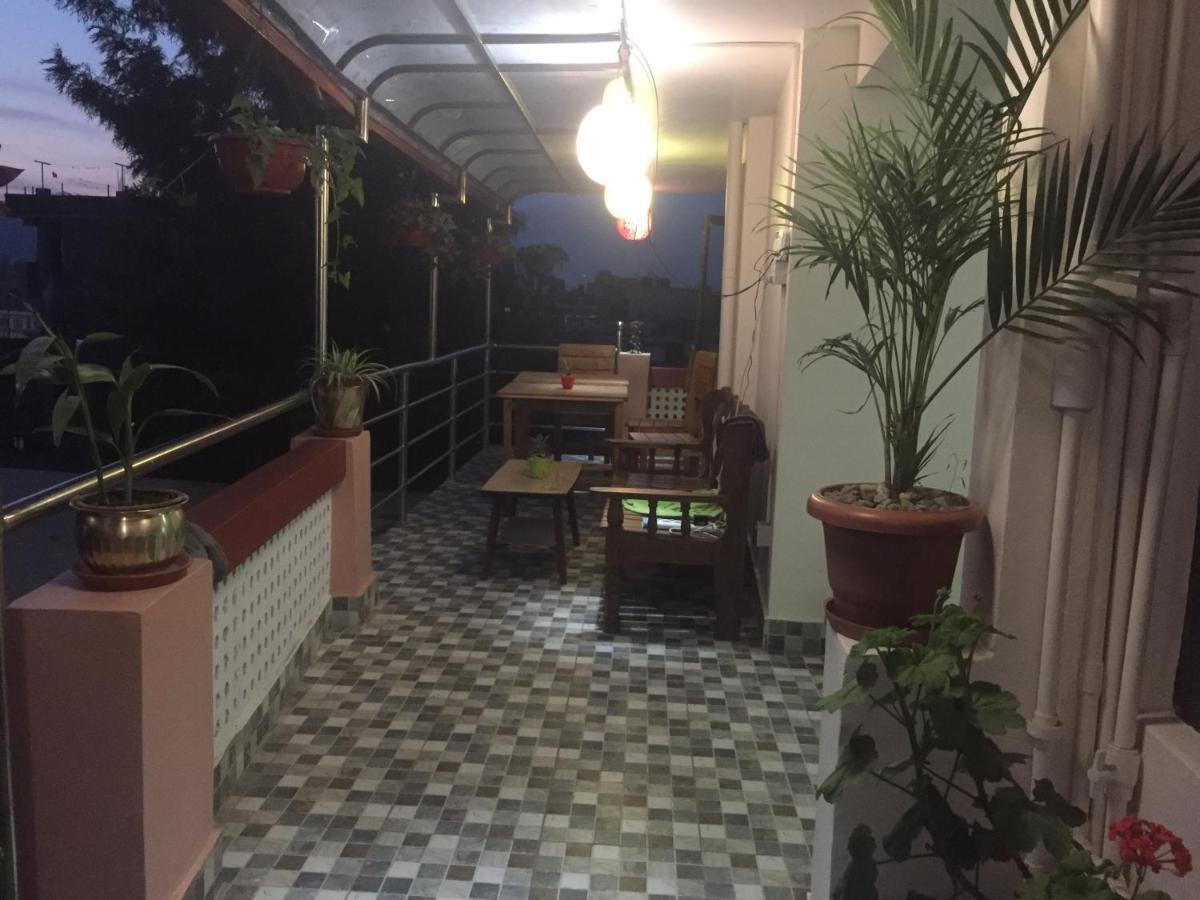 Birds Nest Hostel Катманду Екстериор снимка
