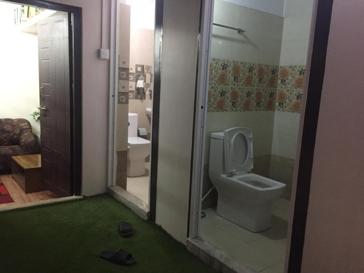 Birds Nest Hostel Катманду Екстериор снимка