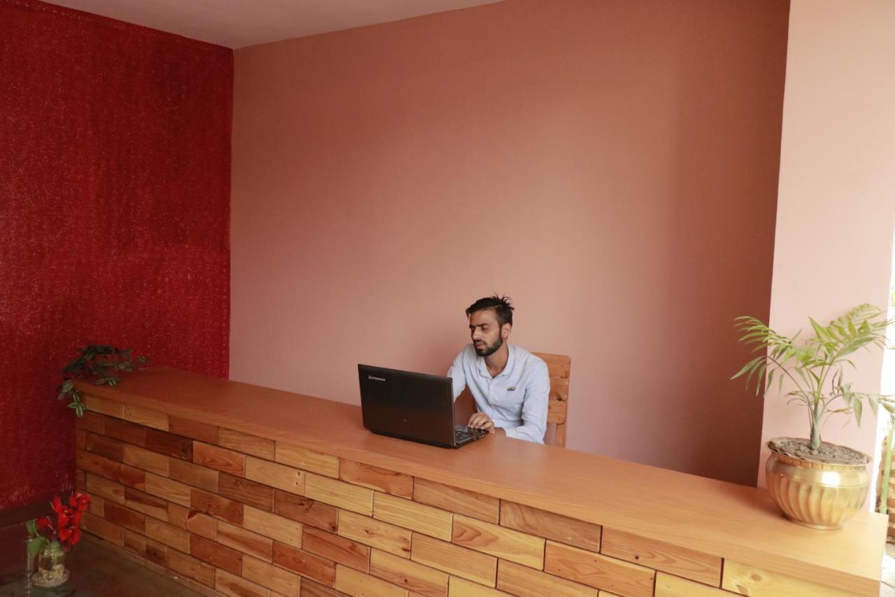 Birds Nest Hostel Катманду Екстериор снимка